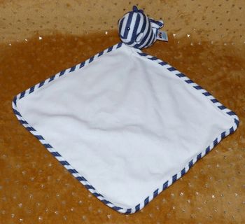 Doudou baleine mouchoir blanc cassé bleu Jellycat🐋parfait état