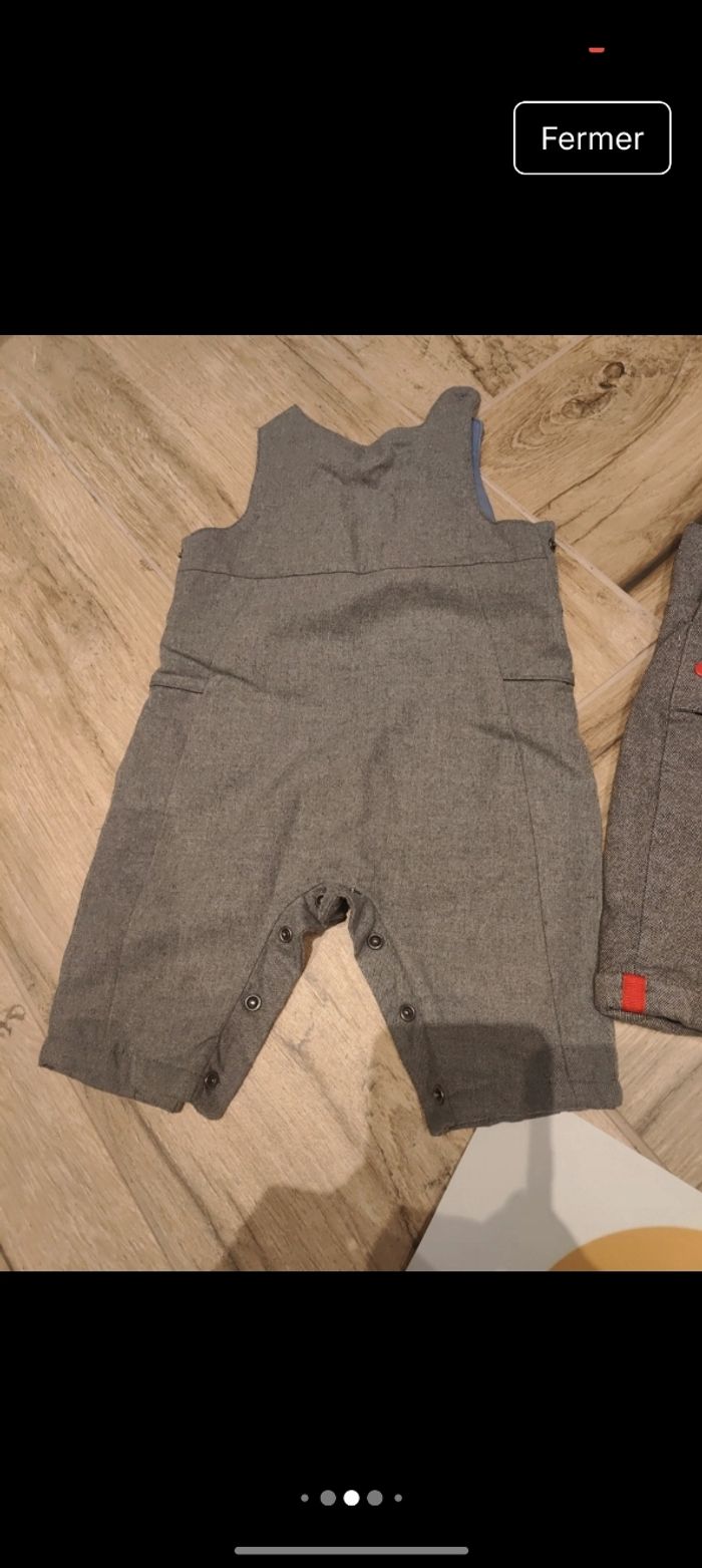 Lot 2 salopettes grises doublé 
Chaude hiver
S'ouvre en totalité sur le bas 
Parfait état 
Taille 3 mois 59-60cm
Marque Obaibi et sergent major - photo numéro 5