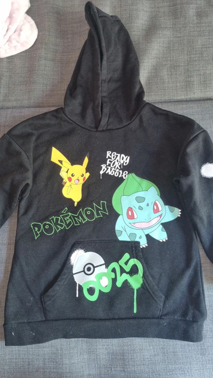 Ensemble jogging molletonné pokemon 5/6 ans en très bon état - photo numéro 3