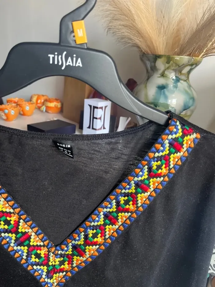 T shirt taille 38 - photo numéro 3