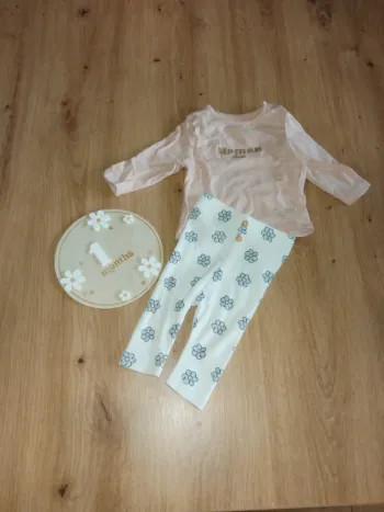 Ensemble fille 1 mois