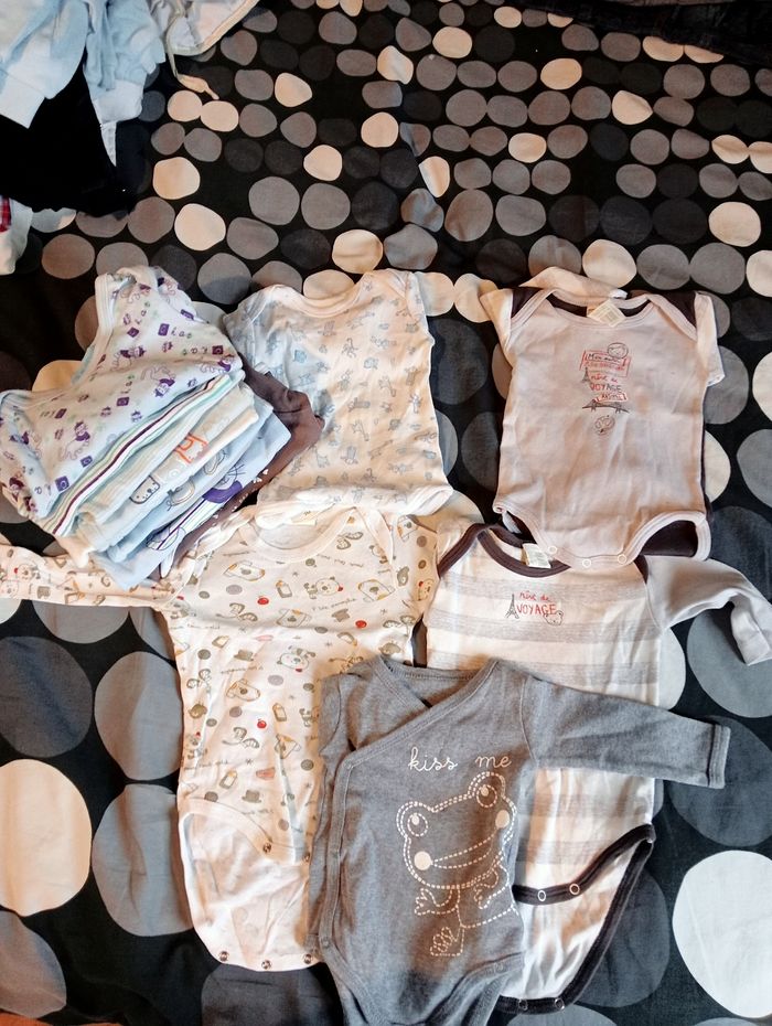 Lot de bodies manches longues 3 mois