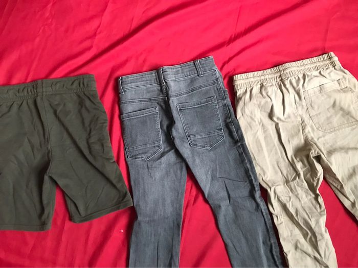 Lot de 2 panralons+1 shirt enfant taille 10 ans - photo numéro 5