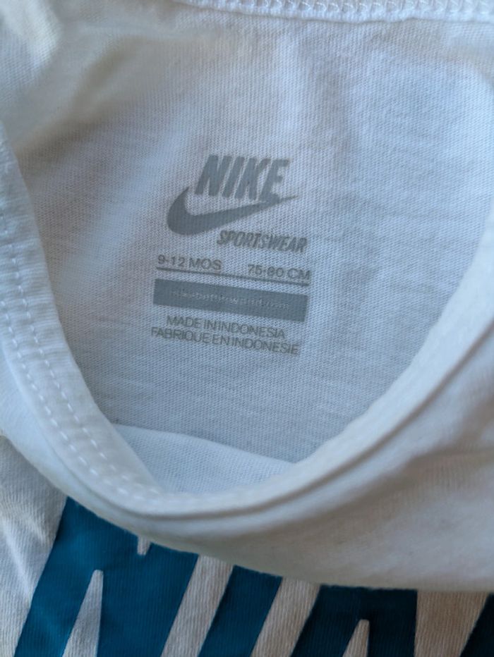 Teeshirt Nike 9-12 mois - photo numéro 2