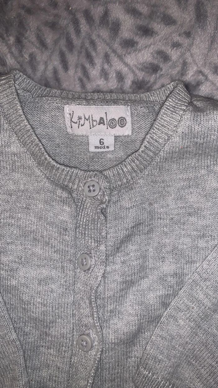 Gilet gris 6 mois - photo numéro 2