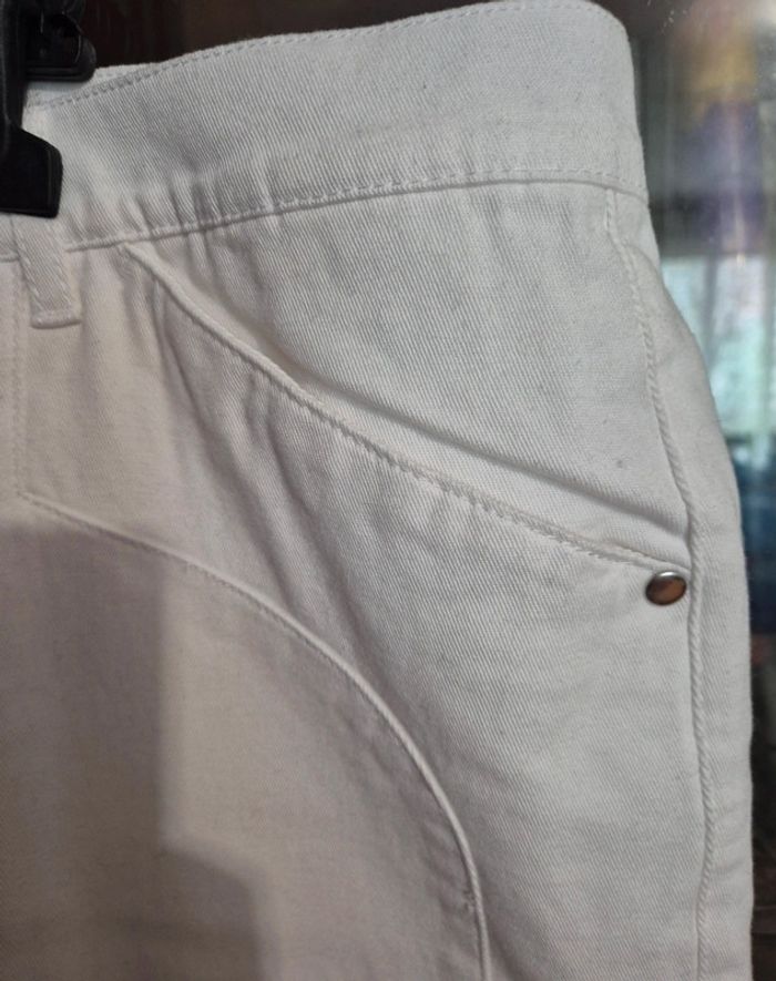 Pantalon blanc neuf - photo numéro 3