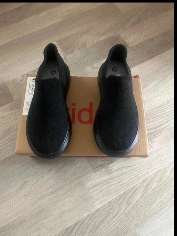 Chaussure souple neuf kids