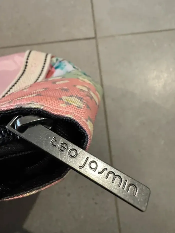 Sac à main teo jasmin avec une petite pochette, très bon état 33*20cm - photo numéro 7