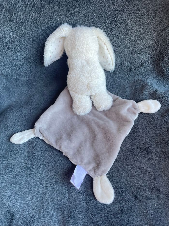 Doudou lapin blanc mouchoir blanc gris pois bébé Pommette - photo numéro 3