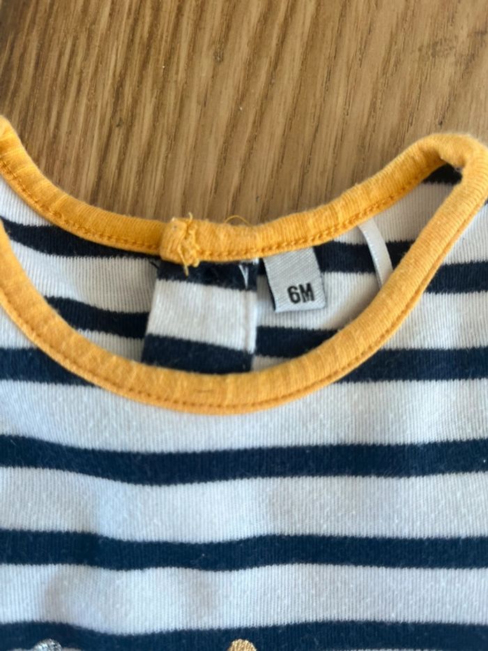 đ Haut manches longues 6 mois â RayĂ© bleu et blanc, col jaune - photo numĂ©ro 4