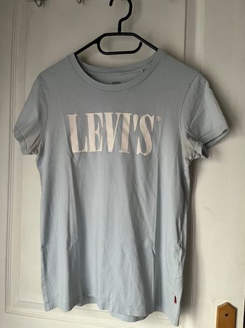 T-shirt Levis
