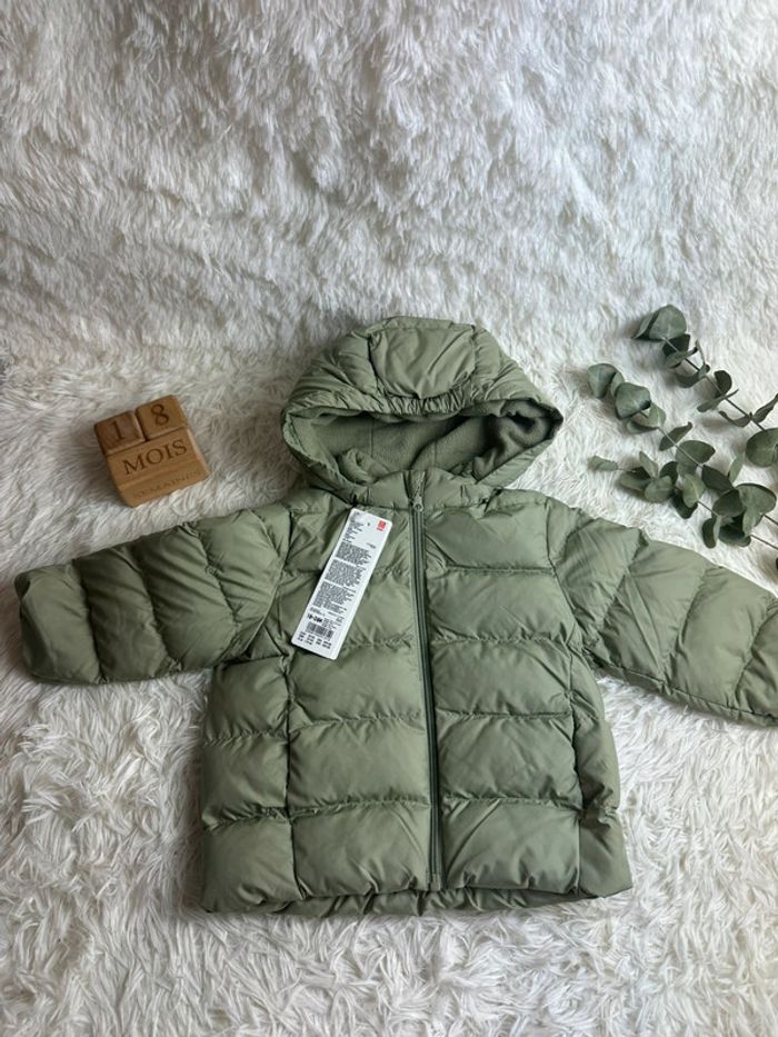 Doudoune verte Uniqlo taille 18-24 mois