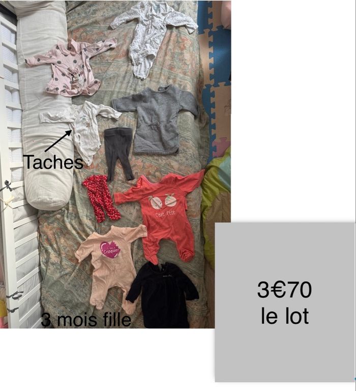 Lot de vêtements bébé