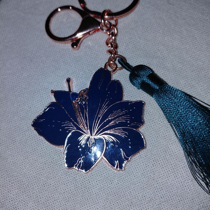 Porte clés fleur d'hibiscus - photo numéro 3