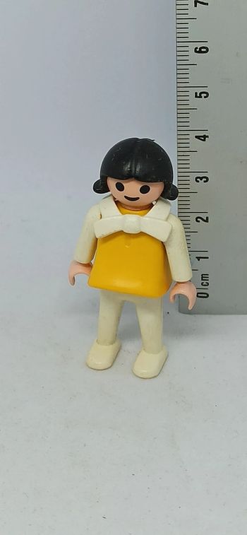 Fille enfant haut jaune avec noeud blanc playmobil