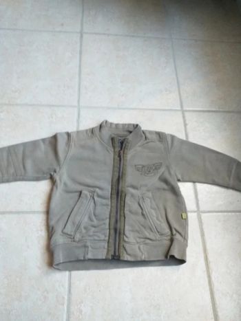 Veste zippé 18 mois