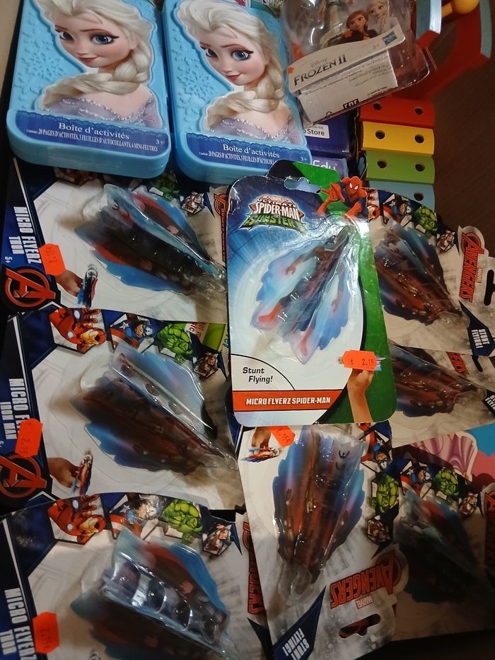 Lotnde 30 articles jouet/puériculture/bazard - photo numéro 2