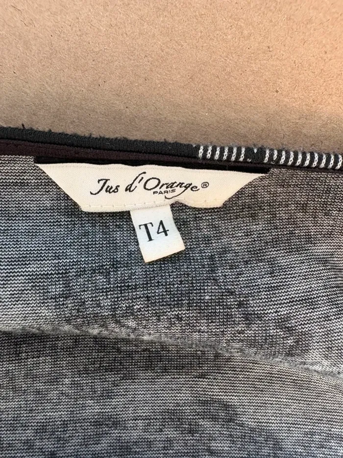 Robe patineuse imprimée fleurie taille 4 - photo numéro 6