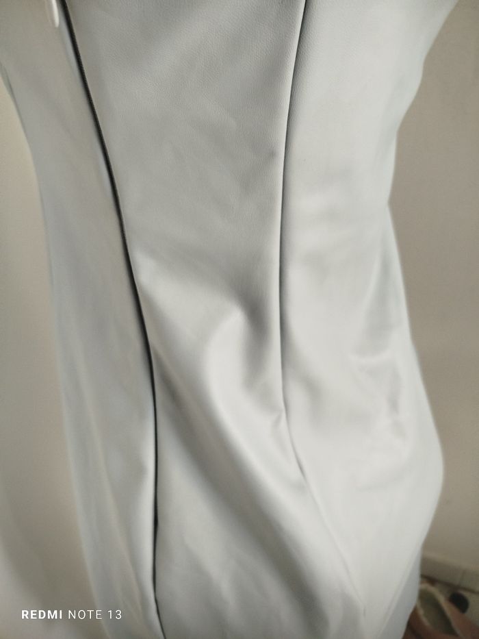 #kytieMfemme. Robe bretelles en cuir synthétique taille M - photo numéro 7