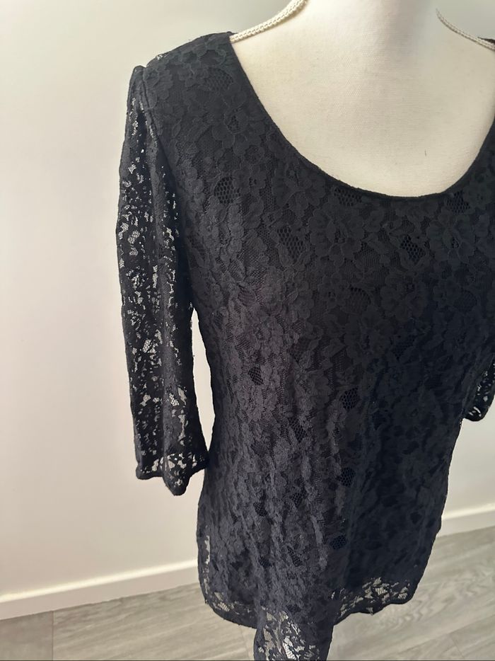 Blouse en dentelle noire Damart T42/44 XL/XXL - photo numéro 2