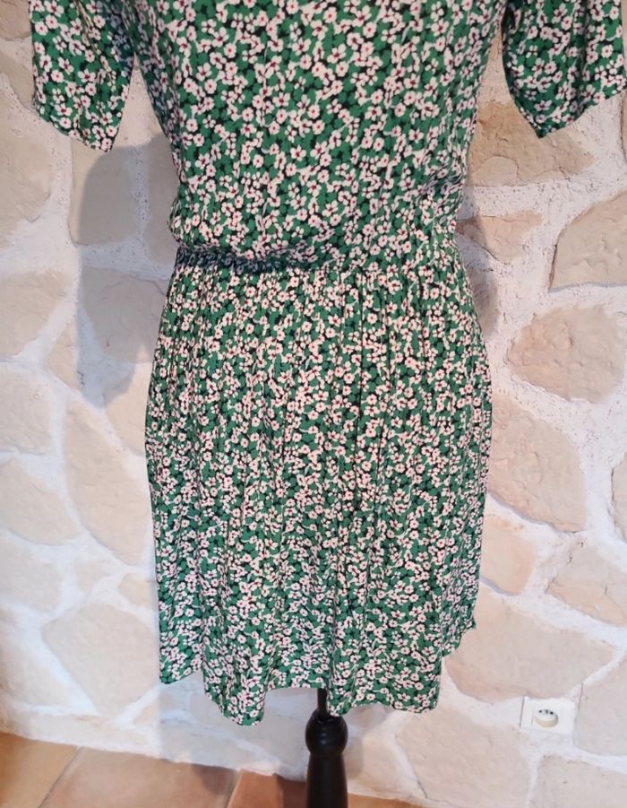 Robe été femme fleurie taille s Comme neuve - photo numéro 7