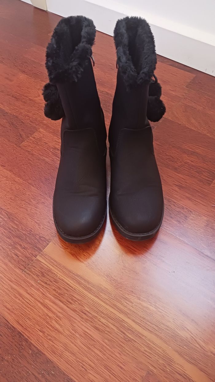 Bottines fourrées  pointure 39 - photo numéro 4