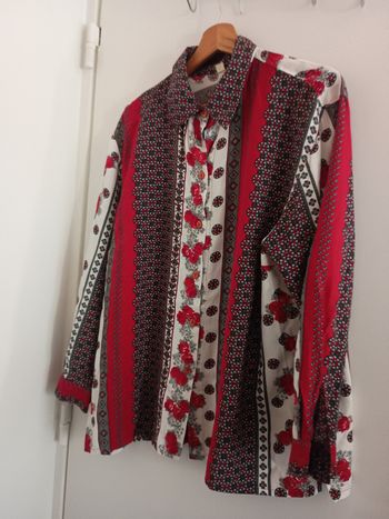 Belle chemise rouge blanc 
