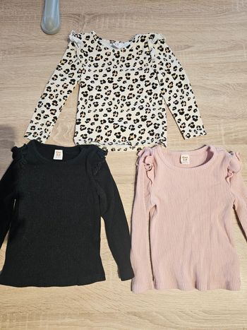 Lot tshirt bébé 12/18 mois