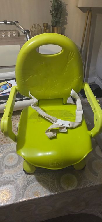 Rehausseur de chaise chicco