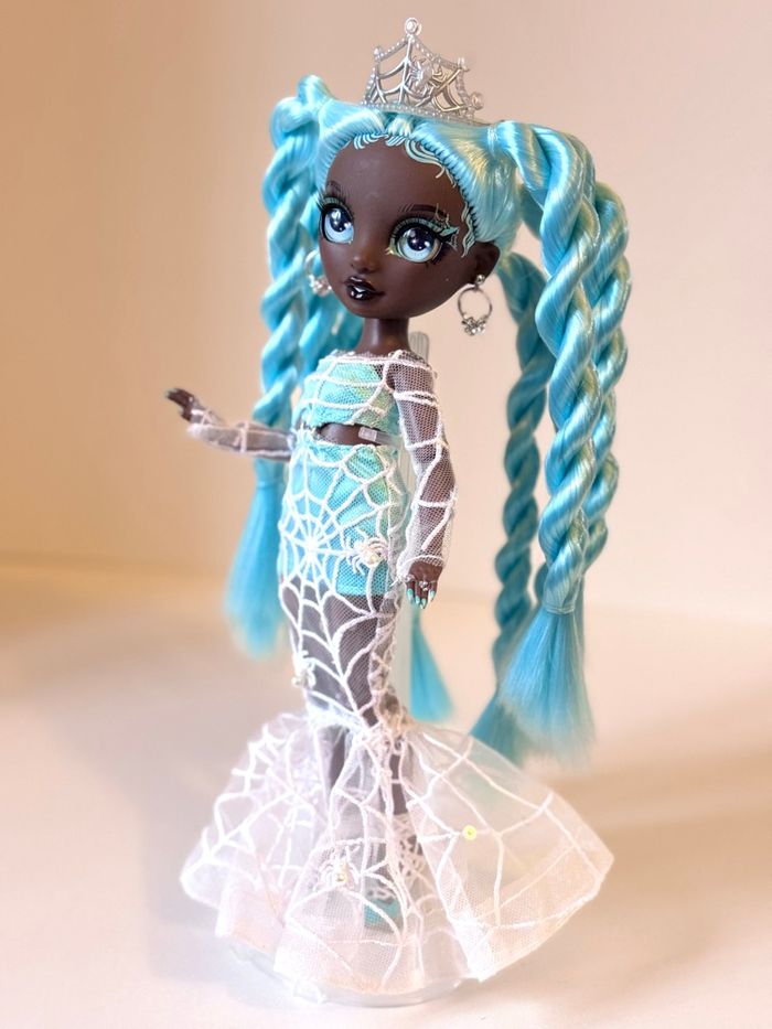 Robin Rainbow High - photo numéro 3