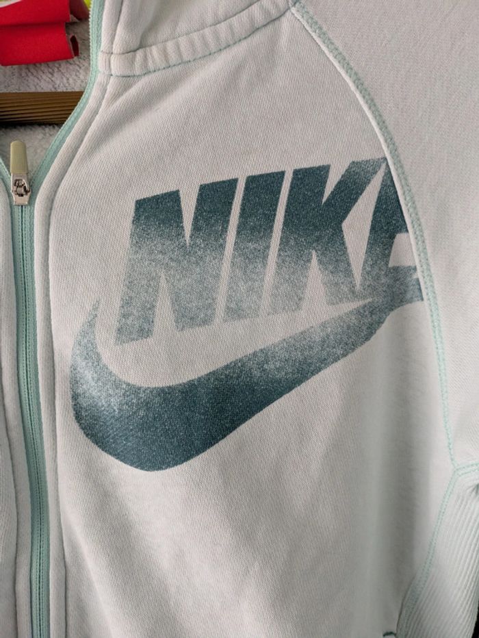 Sweat Nike 12/13 ans - photo numéro 2