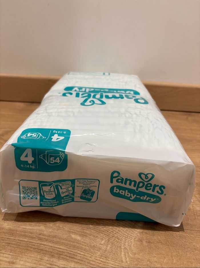 Couches Pampers taille 4 - photo numéro 2