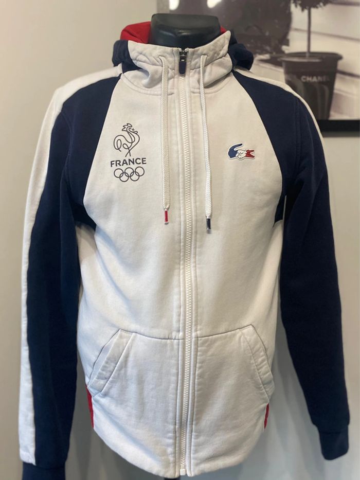 Lacoste jeux olympique hiver