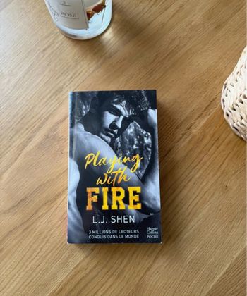 Livre new romance Playing with fire L.J.Shen