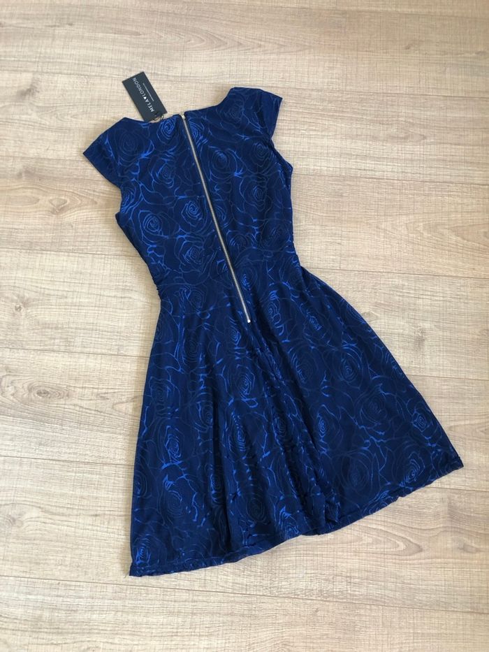 Robe bleue marine neuve sans manches Mela London taille 36 (valeur 45€) - photo numéro 8