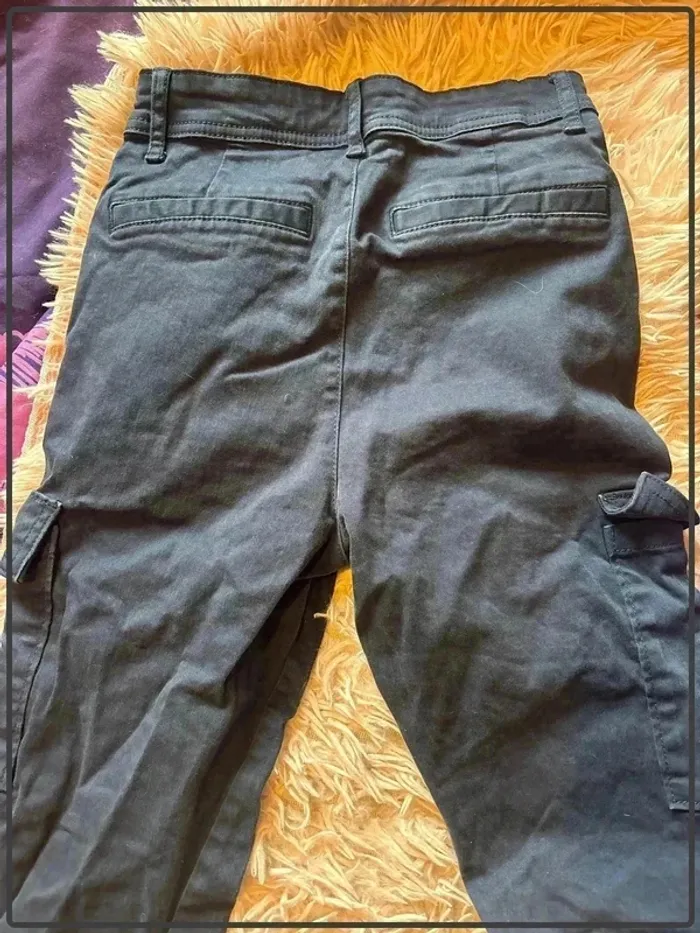 Cargo taille 10ans marque kiabi - photo numéro 3