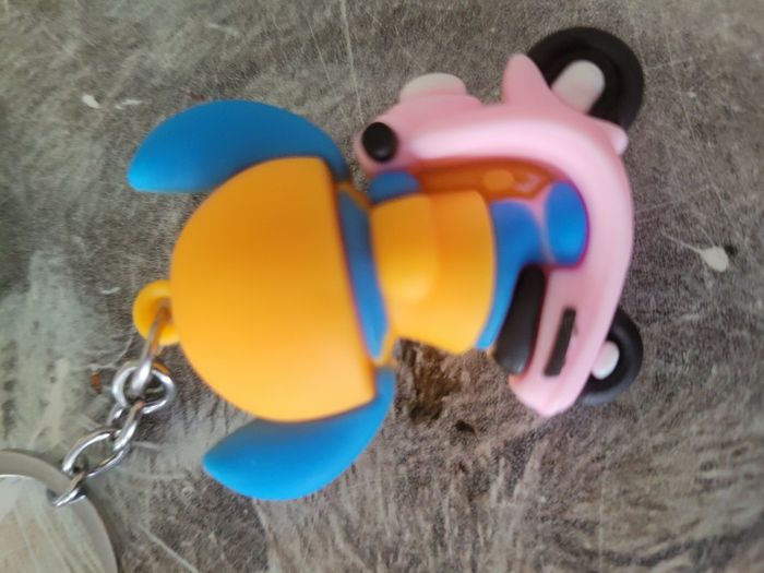 Porte clé stitch Disney neuf - photo numéro 2