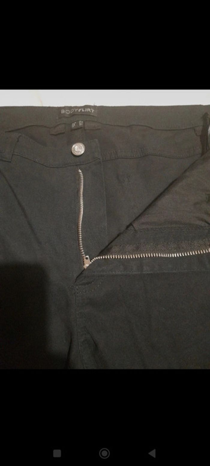 Pantalon noir - photo numéro 5