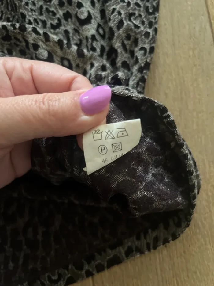 Débardeur panthère 123 taille 38/40 très bon état - photo numéro 4