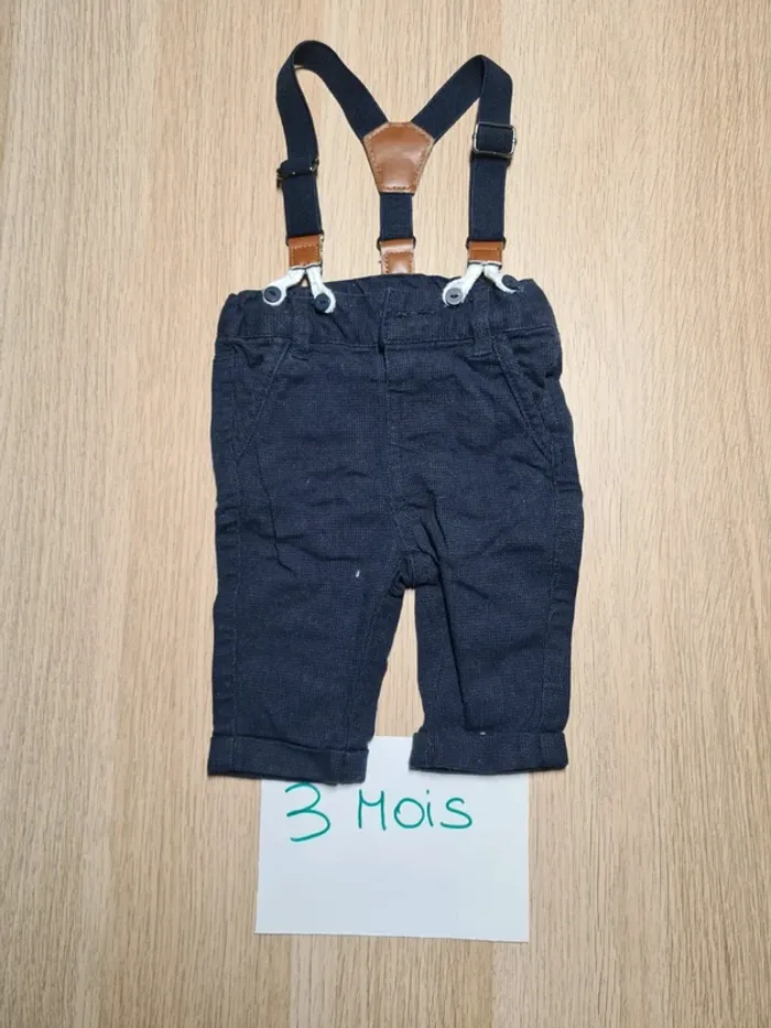 Pantalon a bretelles