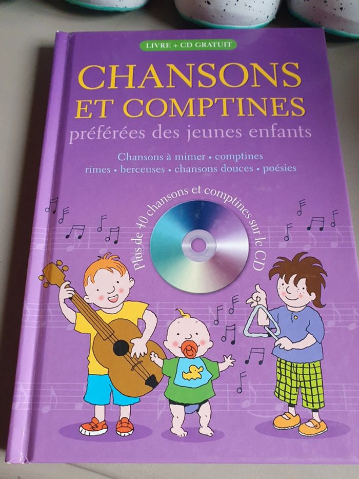 Livre et cd chanson comptines