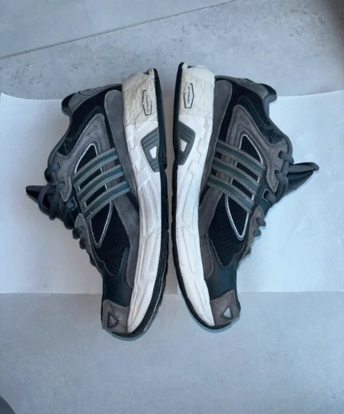 Baskets adidas réponse CL 37 1/3 très bon état - photo numéro 3