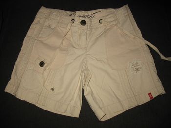 SHORT BEIGE "EDC BY ESPRIT" - TAILLE 36 - n°01