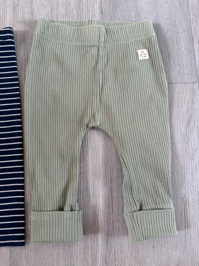 Lot de 3 legging Primark taille 9 mois - photo numéro 3