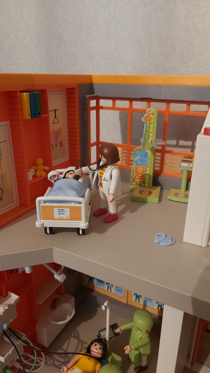 Hopital pédiatrie playmobil - photo numéro 2