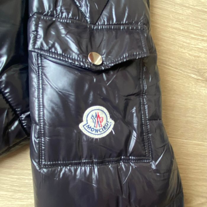 Veste Moncler taille M - photo numéro 2