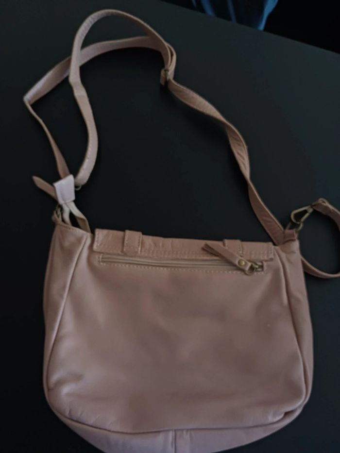 Sac a bandoulière en cuir beige - the genuine leather - photo numéro 5