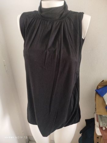 #kytie34femme. Tunique col roulé sans manche taille 34