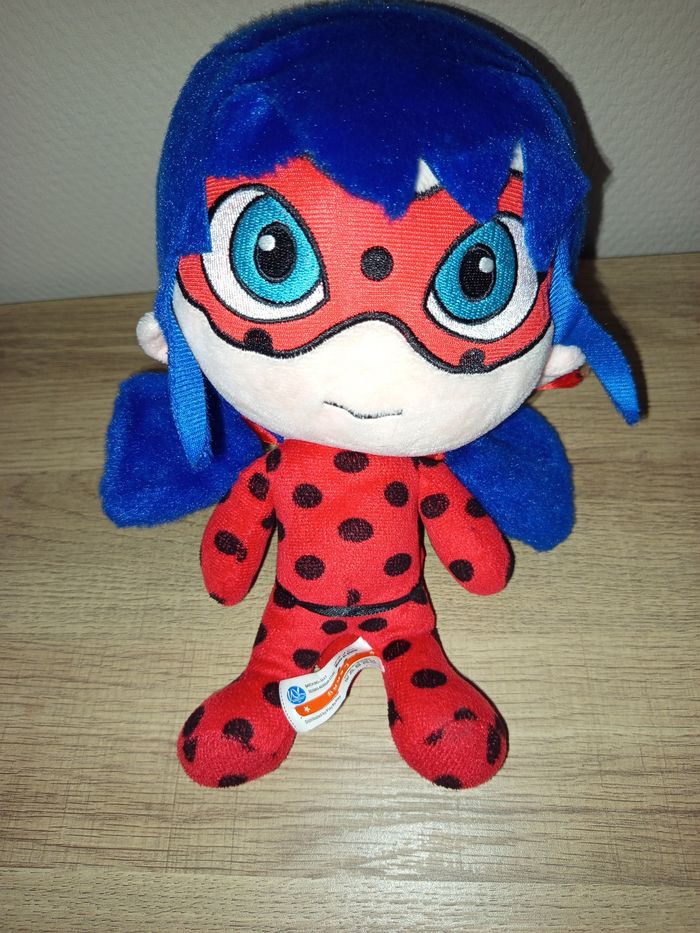 Peluche miraculous