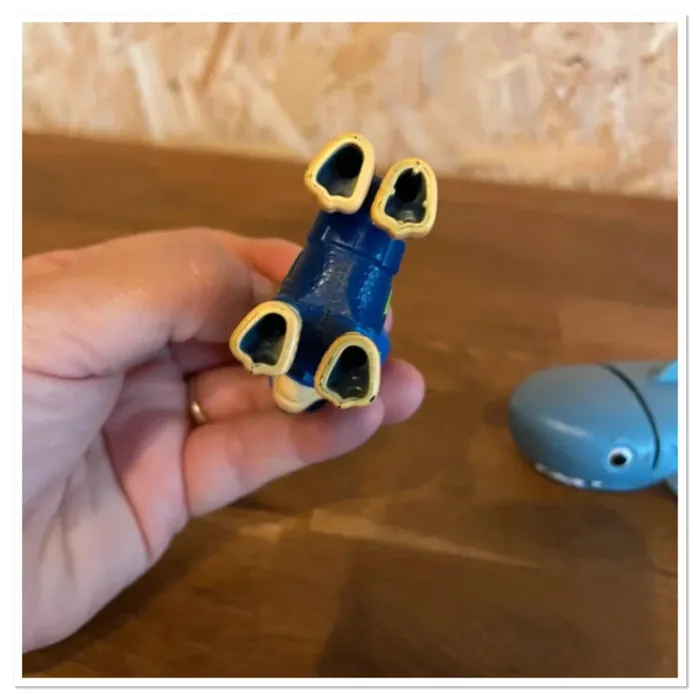 Idée Cadeau 🎁 Figurine Aqua Pups de Chase avec avec son requin de la Pat Patrouille - photo numéro 7